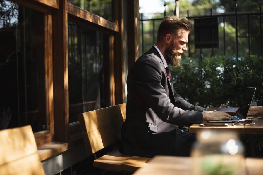 How to Choose the Right Connectivity Solution to Power Your Business
